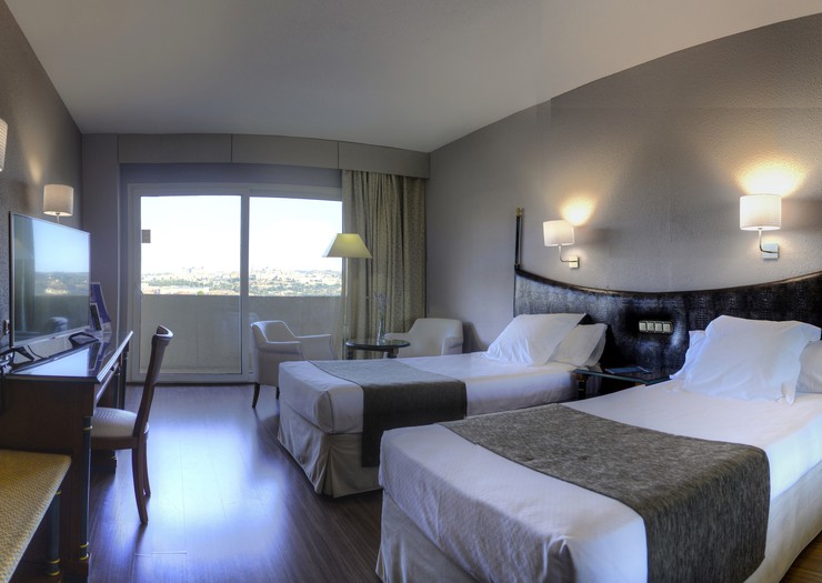Doppelzimmer  – ausblick auf toledo Hotel Beatriz Toledo Auditórium & Spa